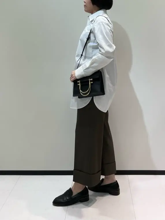 BEIGE， 藤木 コーディネート画像