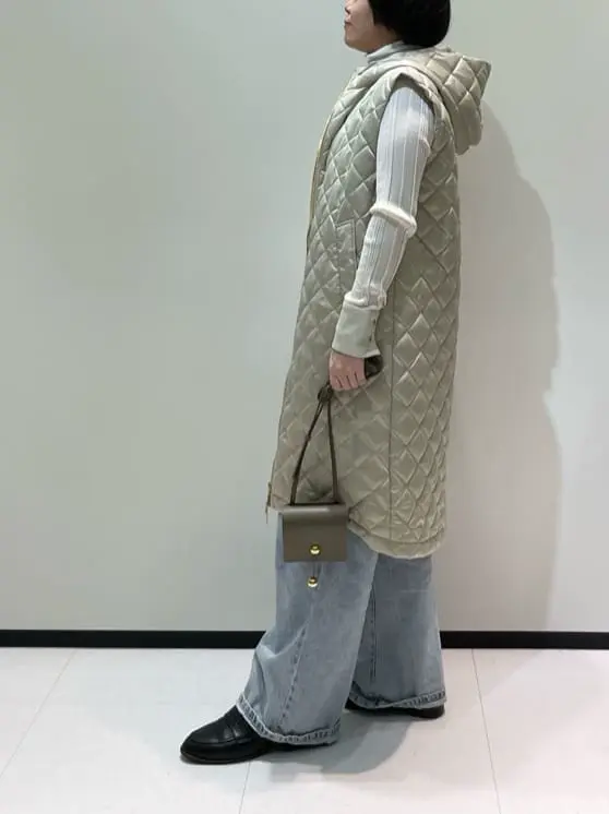 BEIGE， 藤木 コーディネート画像