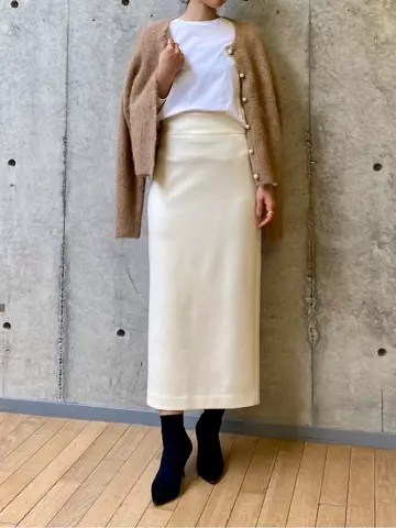 BEIGE， R.A コーディネート画像