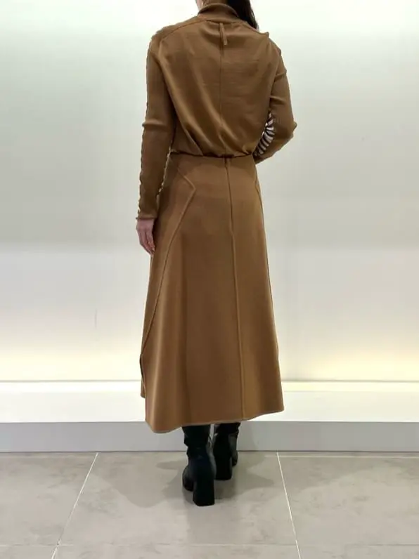 BEIGE， スタッフ コーディネート画像