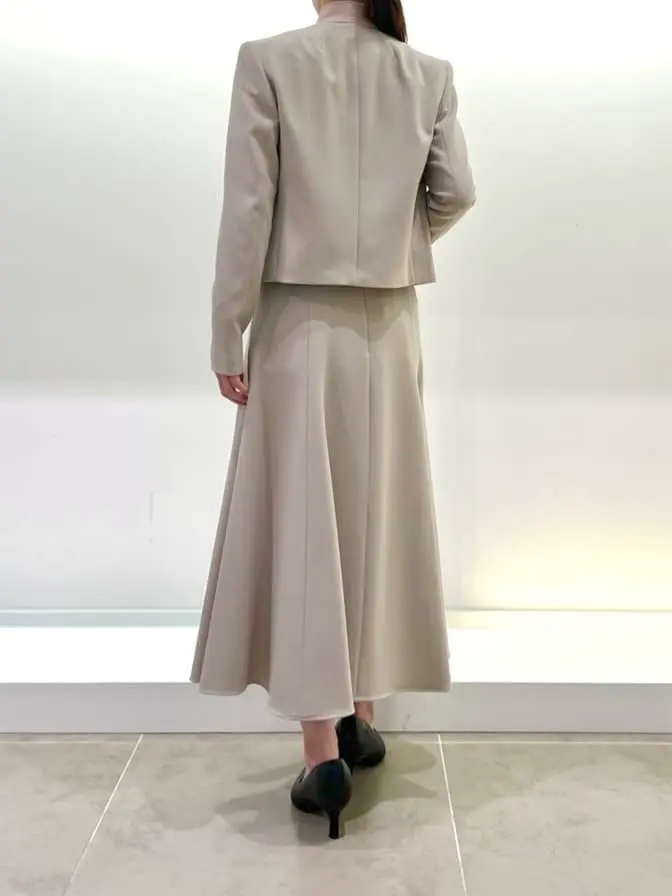 BEIGE， スタッフ コーディネート画像