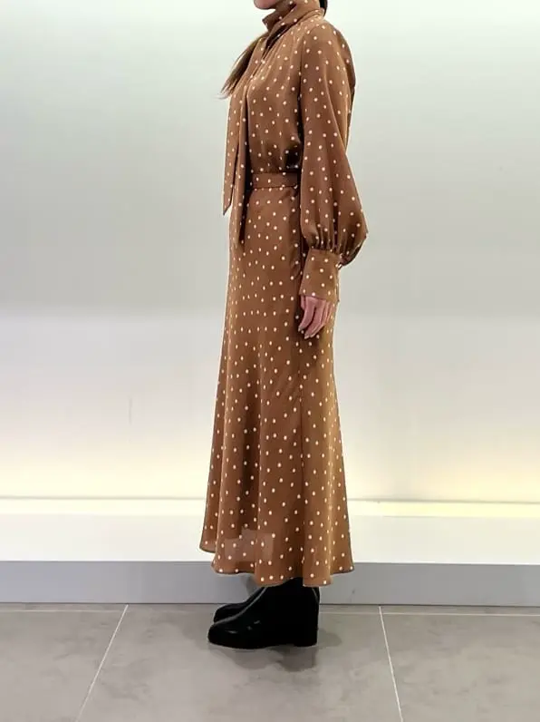 BEIGE， スタッフ コーディネート画像