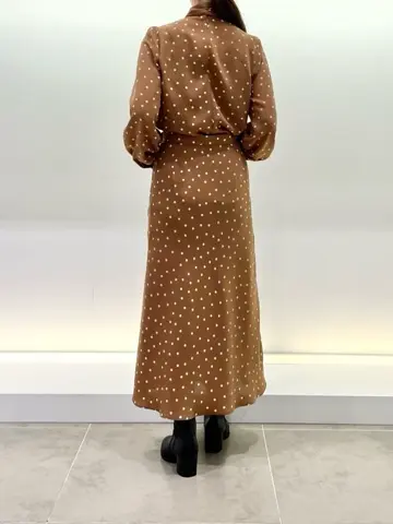 BEIGE， スタッフ コーディネート画像