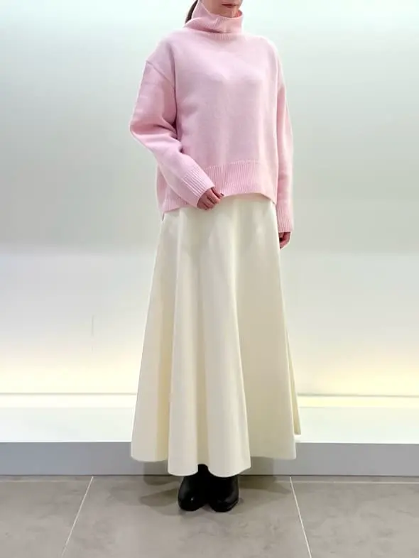 BEIGE， スタッフ コーディネート画像