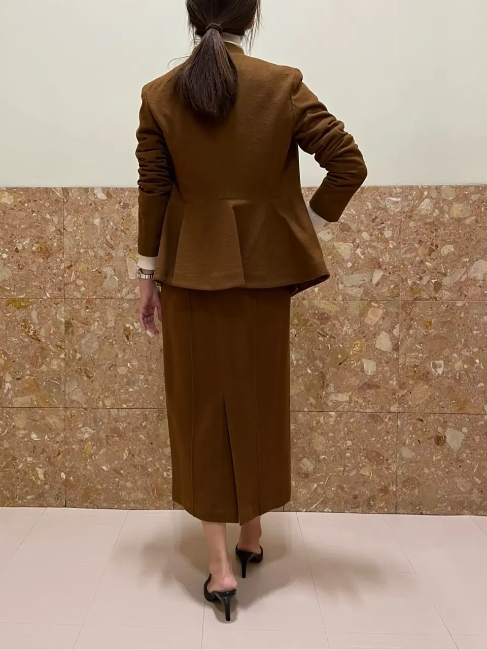 BEIGE， 林 コーディネート画像