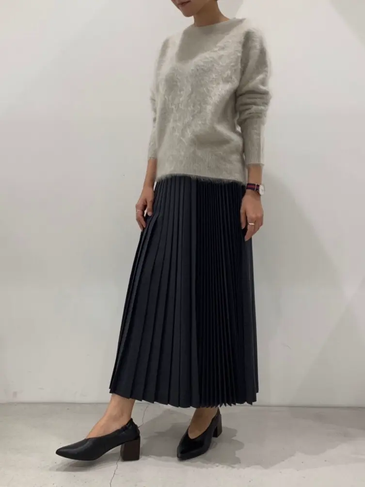 BEIGE， R.A コーディネート画像