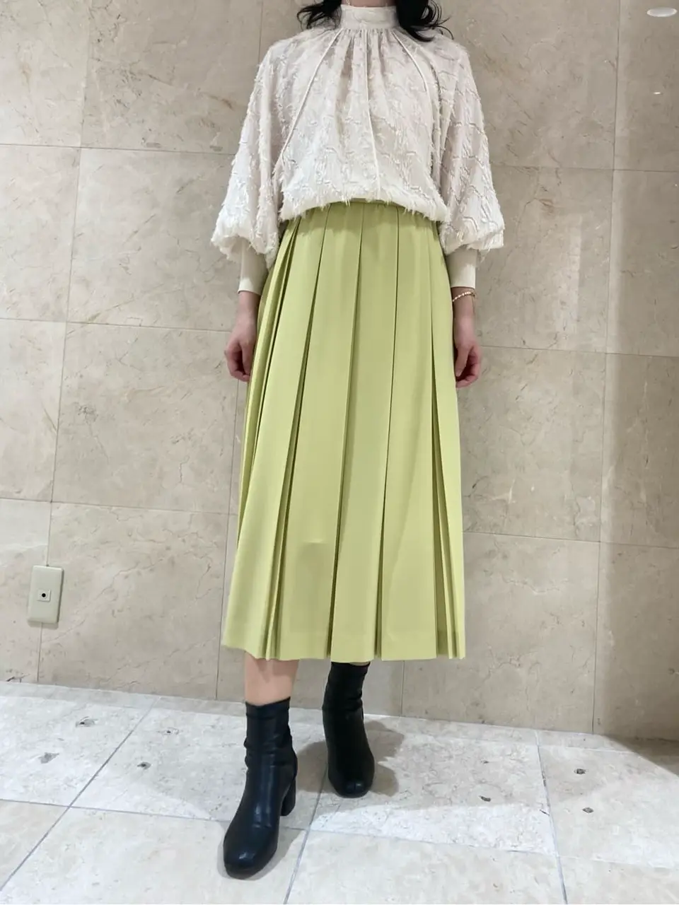 BEIGE， スタッフ コーディネート画像