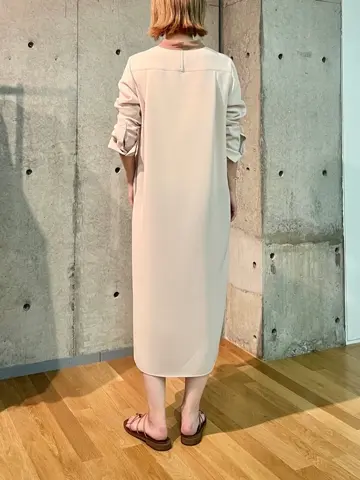 BEIGE， 小泉 コーディネート画像