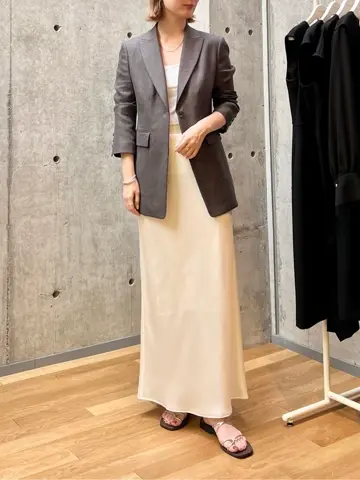 BEIGE， 小泉 コーディネート画像