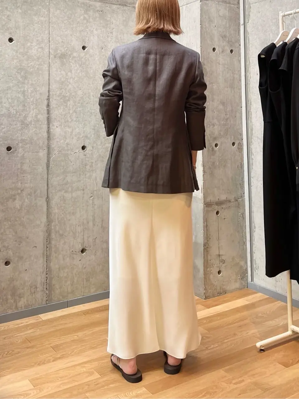 BEIGE， 小泉 コーディネート画像