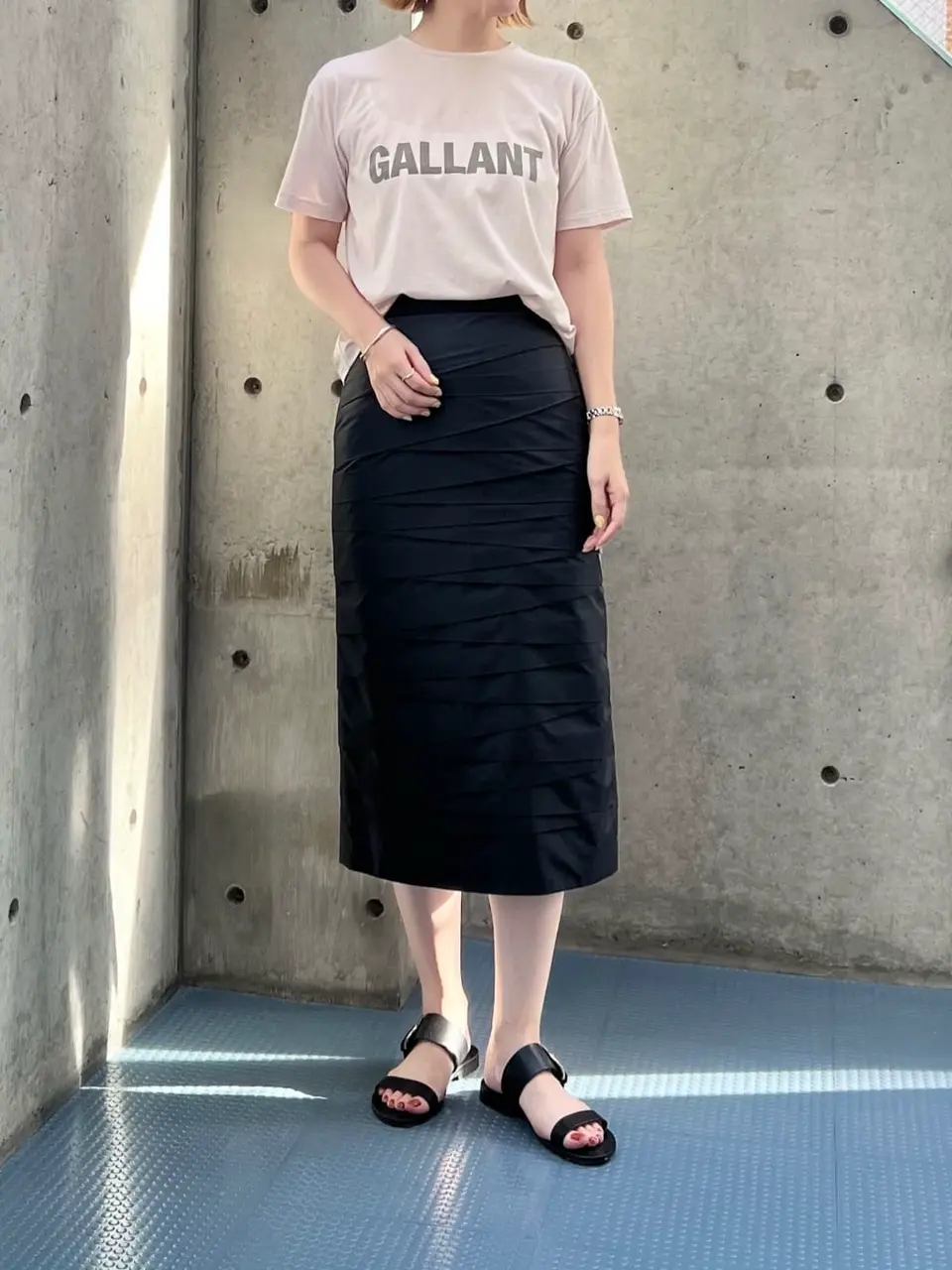 BEIGE， 小泉 コーディネート画像