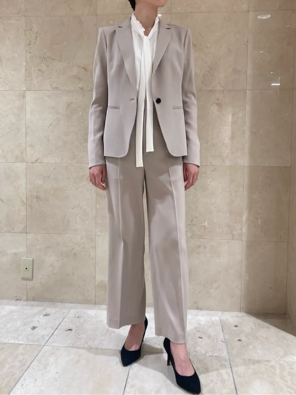 BEIGE， スタッフ コーディネート画像