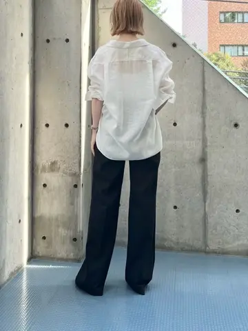 BEIGE， 小泉 コーディネート画像