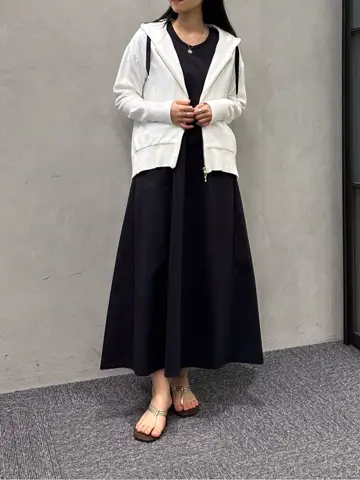 BEIGE， R.A コーディネート画像