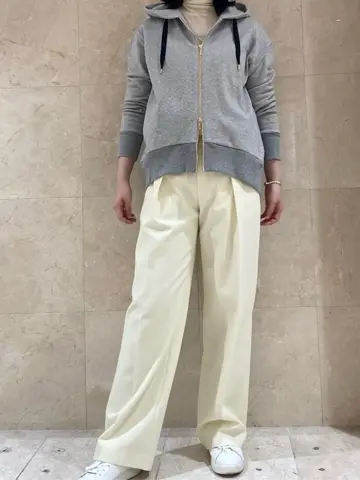 BEIGE， スタッフ コーディネート画像