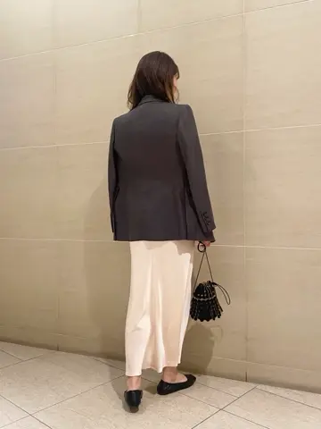 BEIGE， 須藤 コーディネート画像