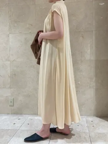 BEIGE， スタッフ コーディネート画像