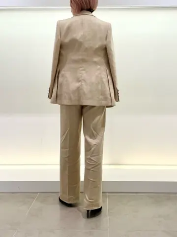 BEIGE， 柴田 コーディネート画像