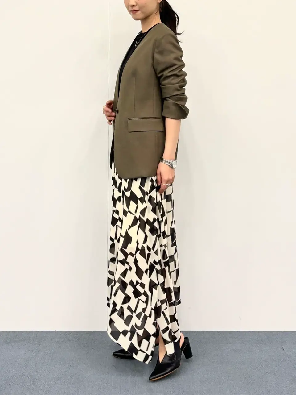 BEIGE， R.A コーディネート画像