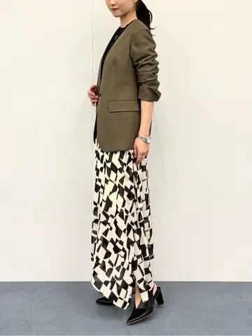 BEIGE， R.A コーディネート画像