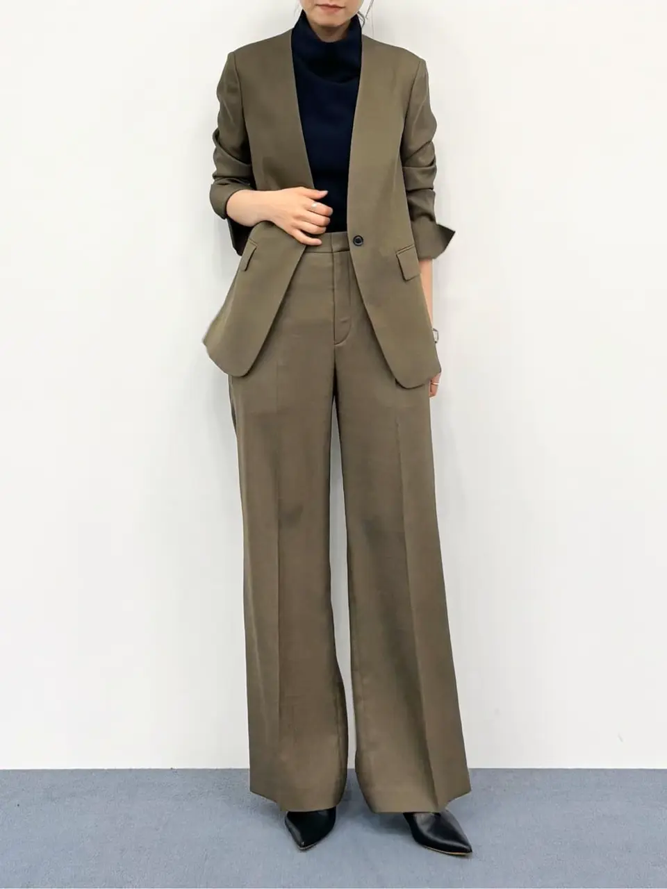 BEIGE， R.A コーディネート画像