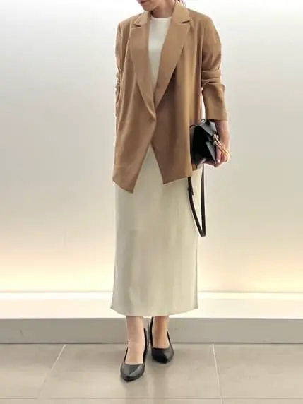 BEIGE， スタッフ コーディネート画像