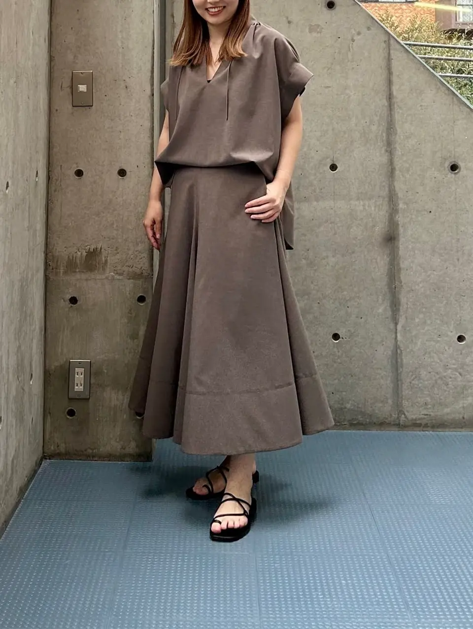 BEIGE， 藤原 コーディネート画像