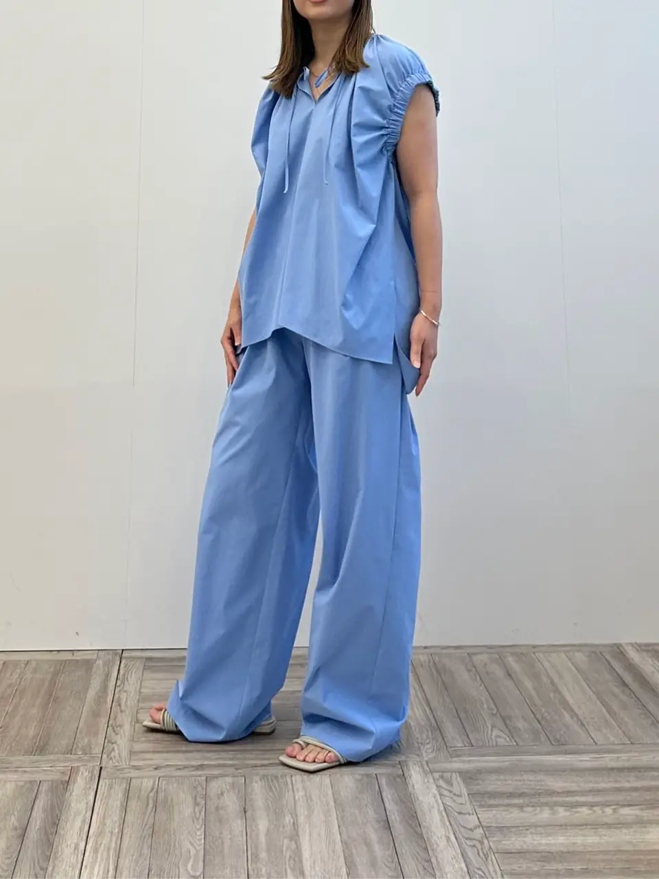 BEIGE， 藤原 コーディネート画像