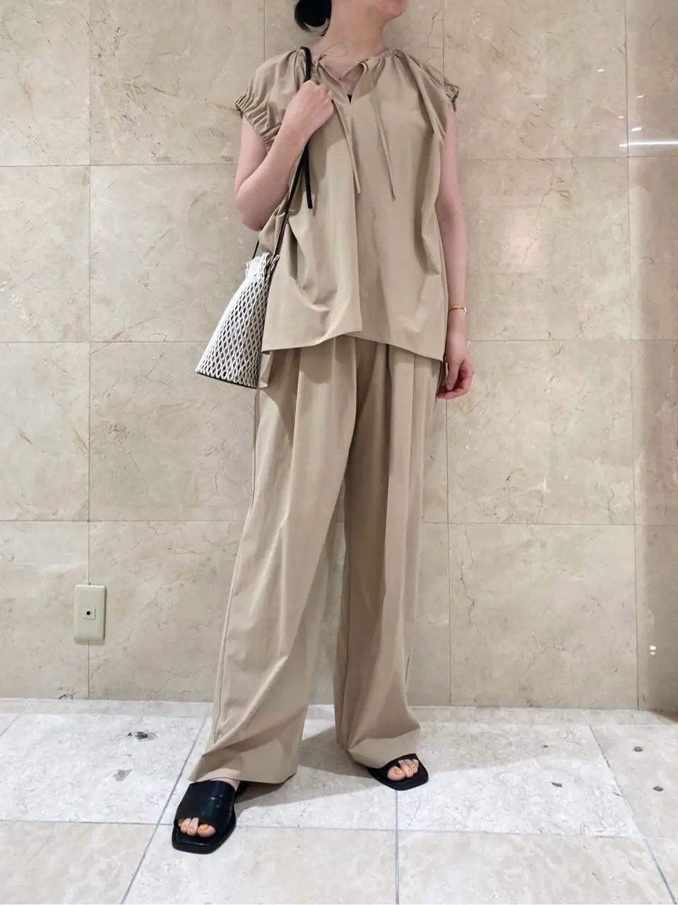 BEIGE， スタッフ コーディネート画像