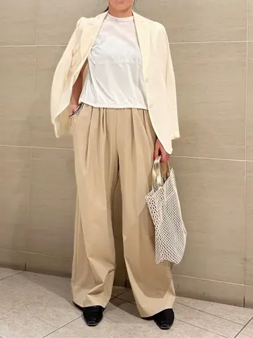 BEIGE， スタッフ コーディネート画像