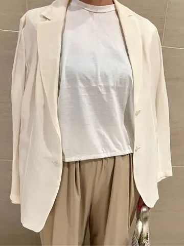 BEIGE， スタッフ コーディネート画像