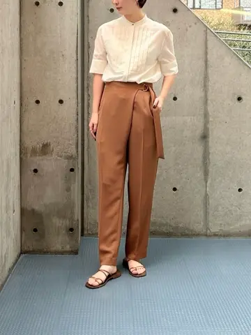 BEIGE， 小泉 コーディネート画像