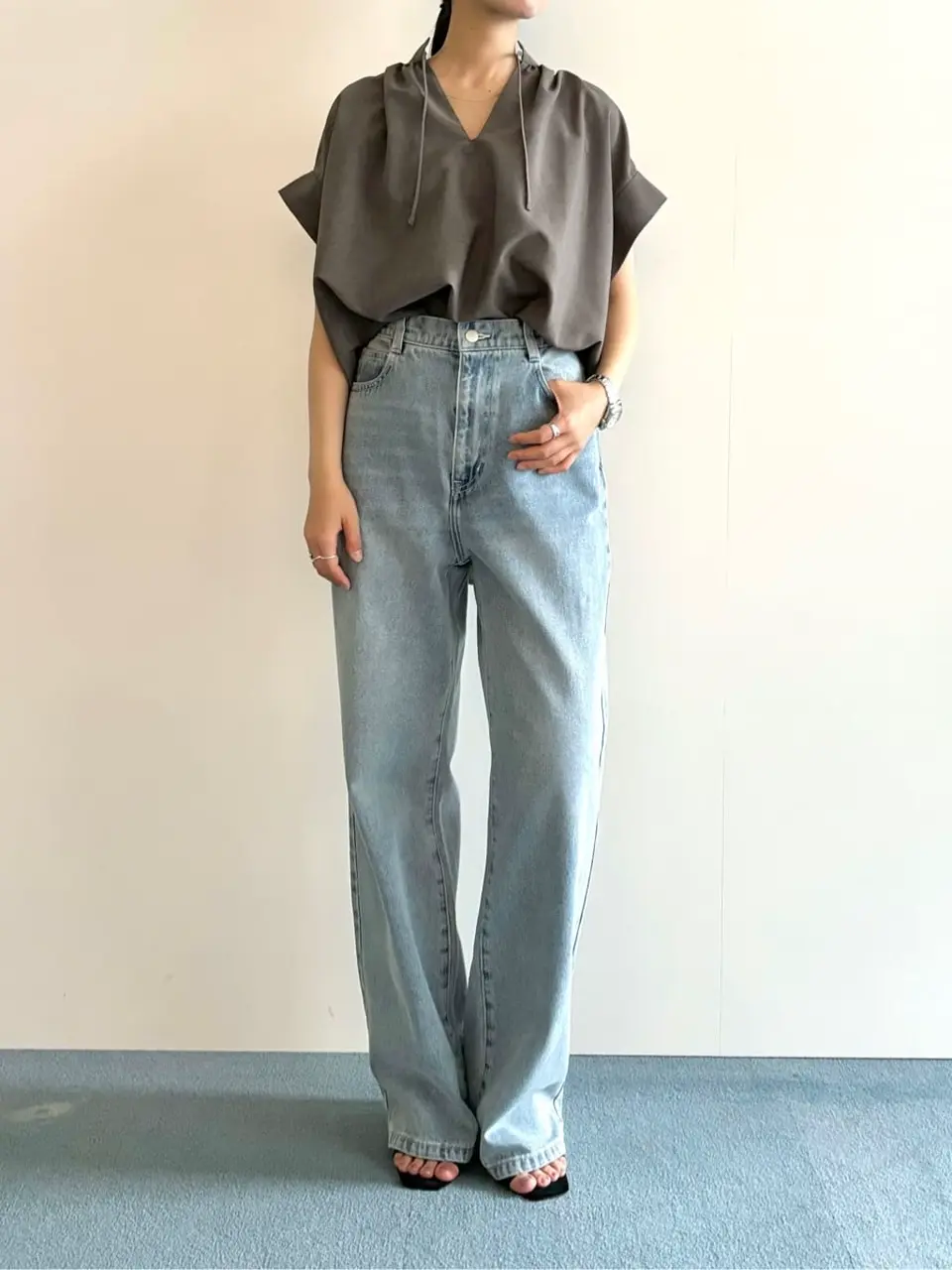 BEIGE， R.A コーディネート画像