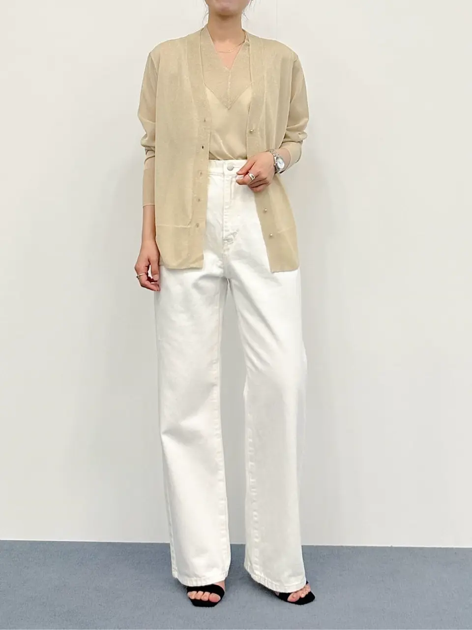 BEIGE， R.A コーディネート画像