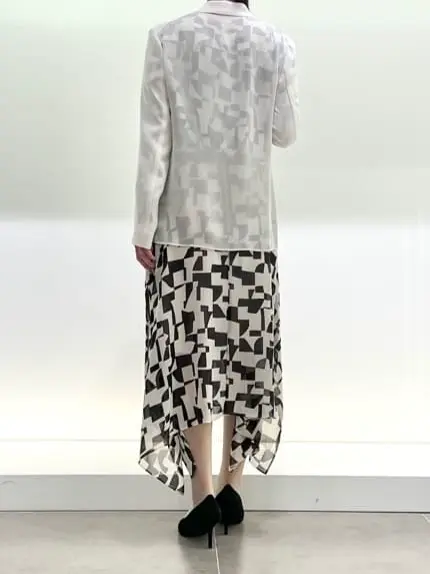 BEIGE， スタッフ コーディネート画像