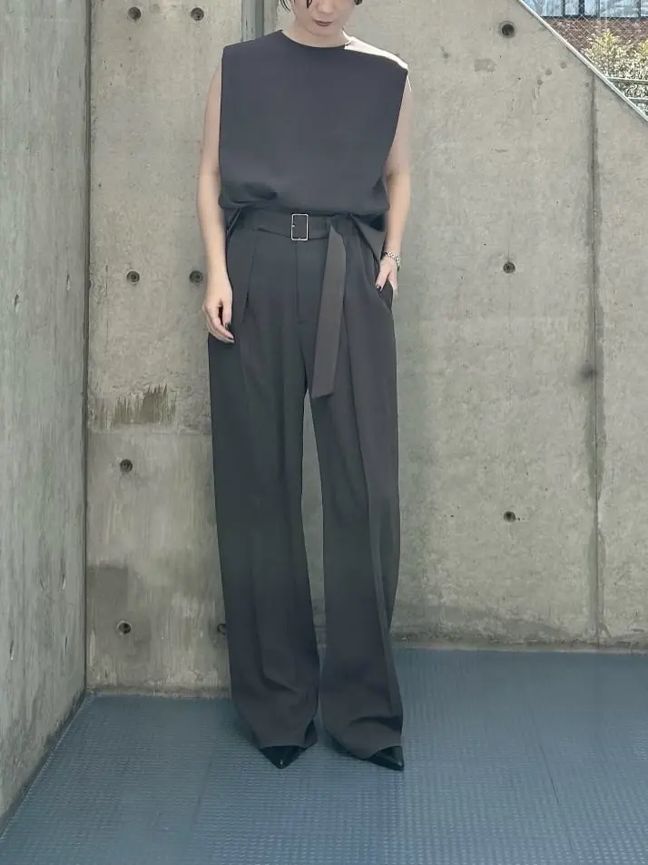 BEIGE， 小泉 コーディネート画像