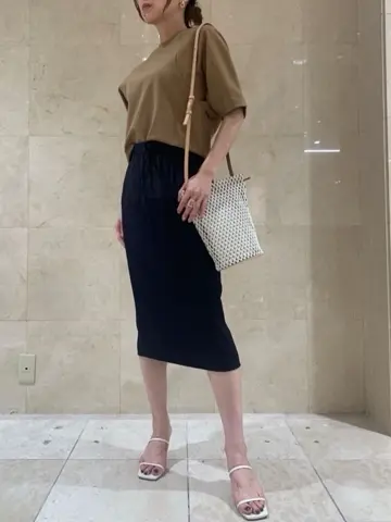 BEIGE， スタッフ コーディネート画像