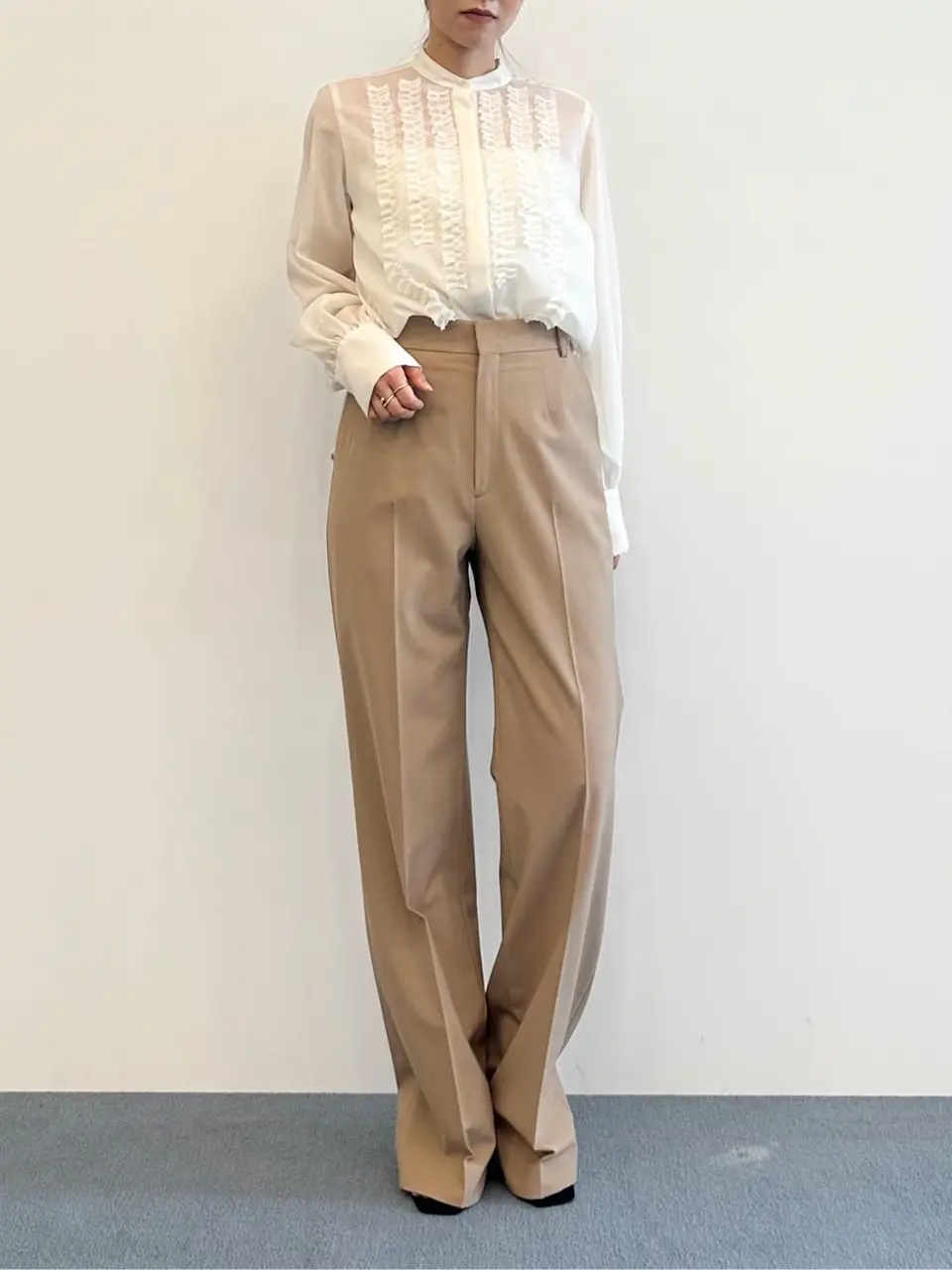 BEIGE， R.A コーディネート画像