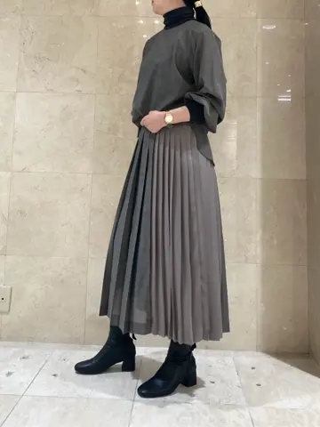 BEIGE， スタッフ コーディネート画像