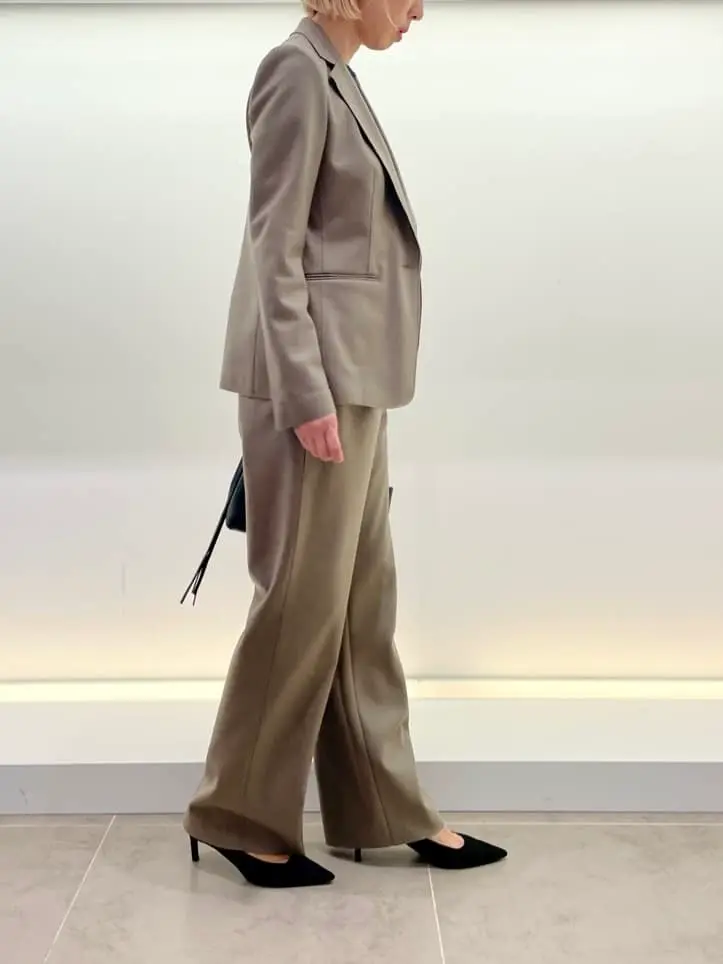 BEIGE， 柴田 コーディネート画像