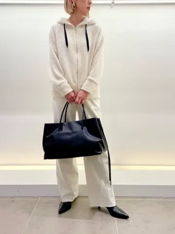 BEIGE， 柴田 コーディネート画像