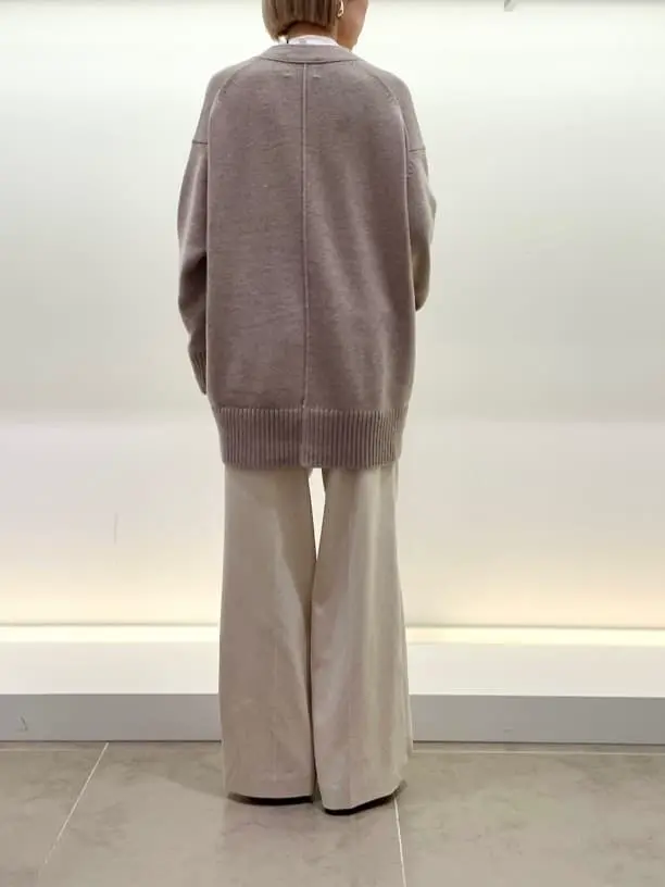 BEIGE， 柴田 コーディネート画像