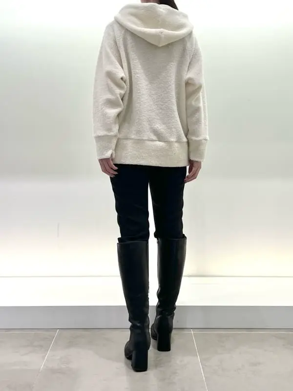 BEIGE， スタッフ コーディネート画像