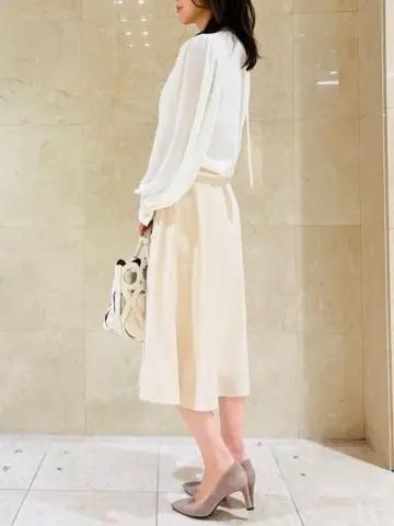 BEIGE， スタッフ コーディネート画像