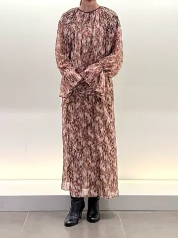 BEIGE， スタッフ コーディネート画像