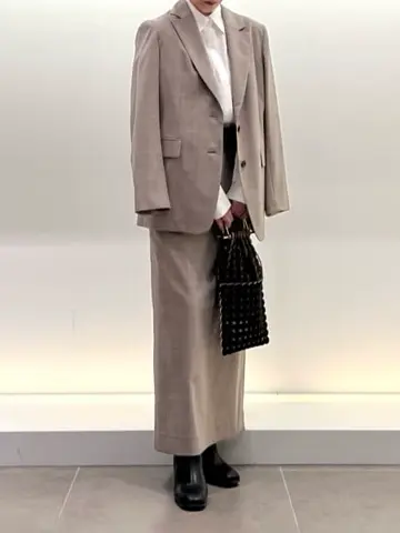 BEIGE， スタッフ コーディネート画像