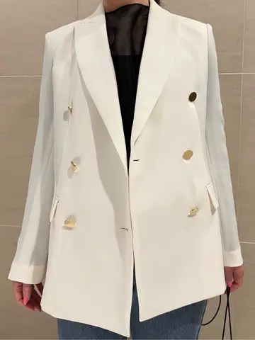 BEIGE， スタッフ コーディネート画像