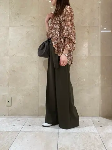 BEIGE， スタッフ コーディネート画像