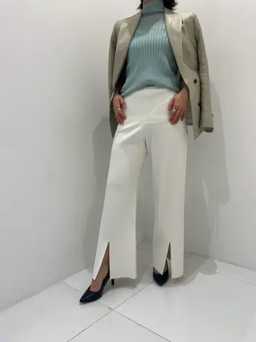 BEIGE， R.A コーディネート画像