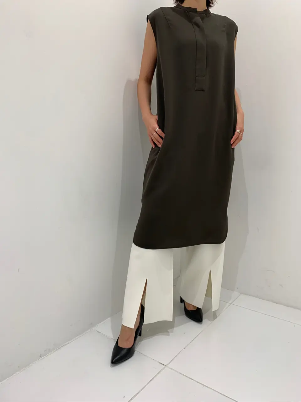 BEIGE， R.A コーディネート画像